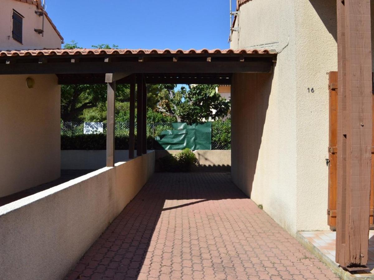 Maison 3 Pieces + Mezzanine, Terrasse, 300M Plage, 6 Couchages - Saint Pierre La Mer - Fr-1-229D-582 Exterior foto